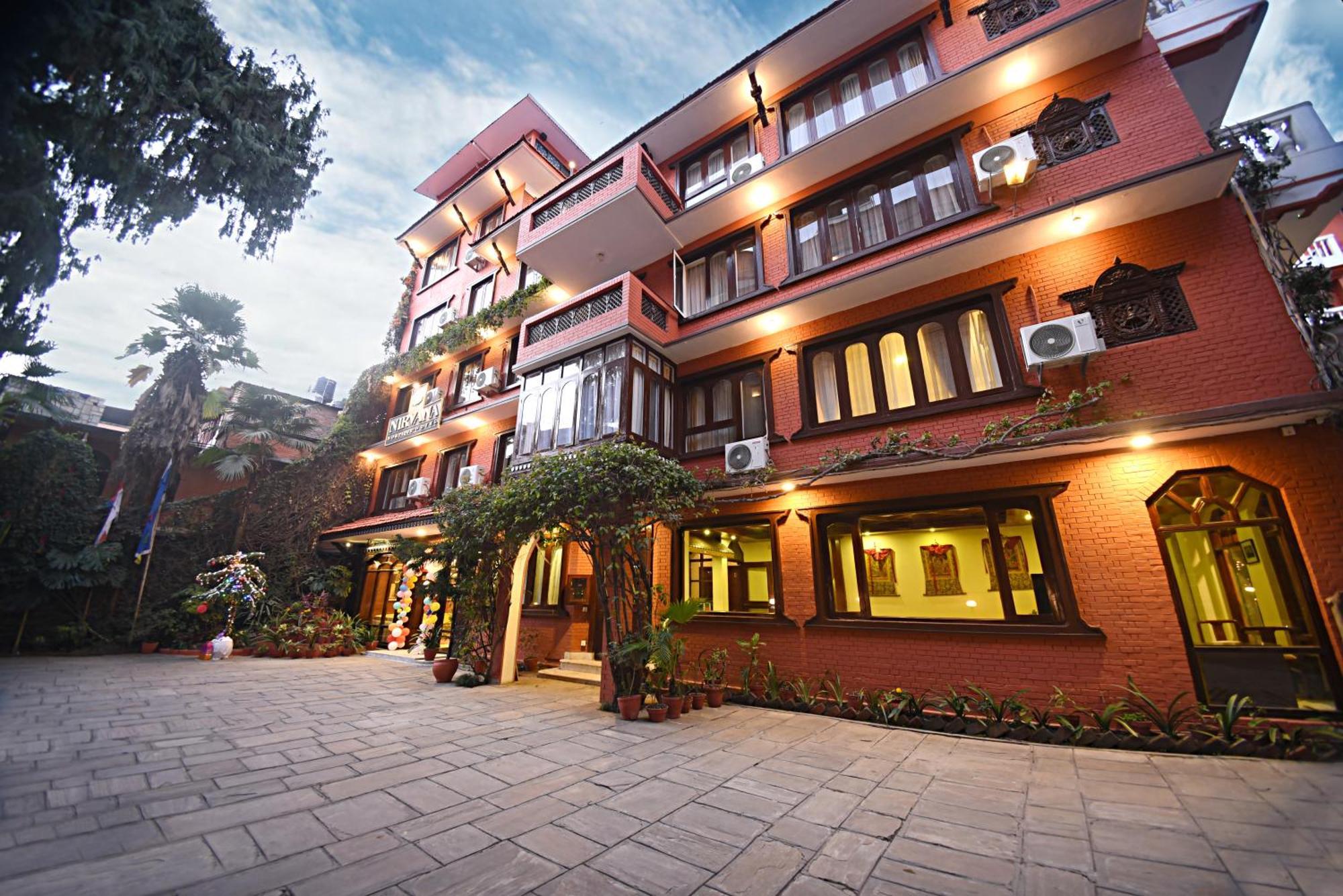 Nirvana Boutique Hotel Katmandou Extérieur photo